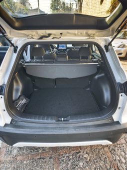 Toyota Corolla Cross — foto 33 de 40