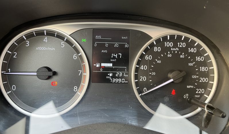 Nissan Versa — foto 16 de 40