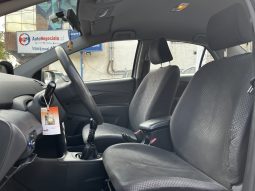 Toyota Yaris — foto 34 de 40