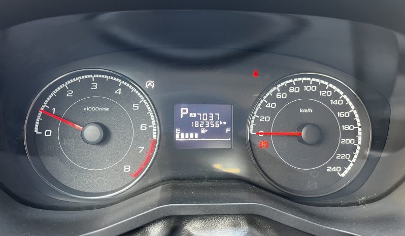 Subaru Impreza — foto 16 de 40