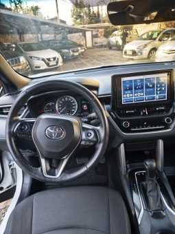 Toyota Corolla Cross — foto 37 de 40