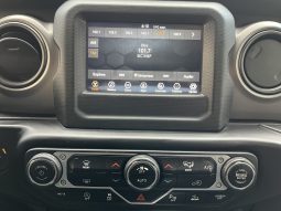 
										Jeep Wrangler 2022 completo									