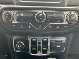 
										Jeep Wrangler 2022 completo									