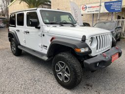 Jeep Wrangler — foto 24 de 40