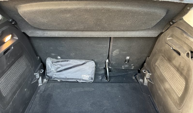 Opel Crossland — foto 21 de 40