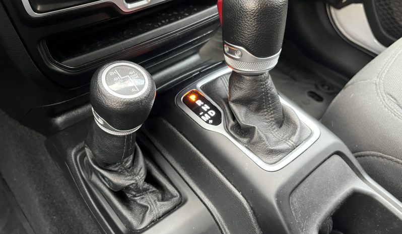 Jeep Wrangler — foto 21 de 40