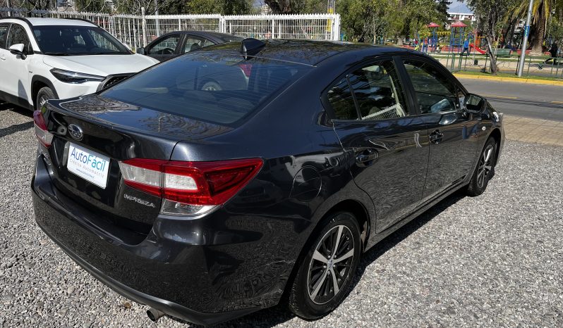 Subaru Impreza — foto 4 de 40