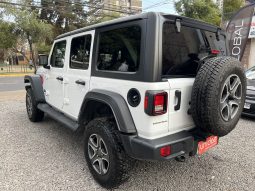 Jeep Wrangler — foto 30 de 40