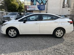 Nissan Versa — foto 25 de 40