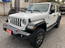 Jeep Wrangler — foto 32 de 40