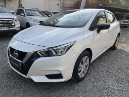 Nissan Versa — foto 26 de 40