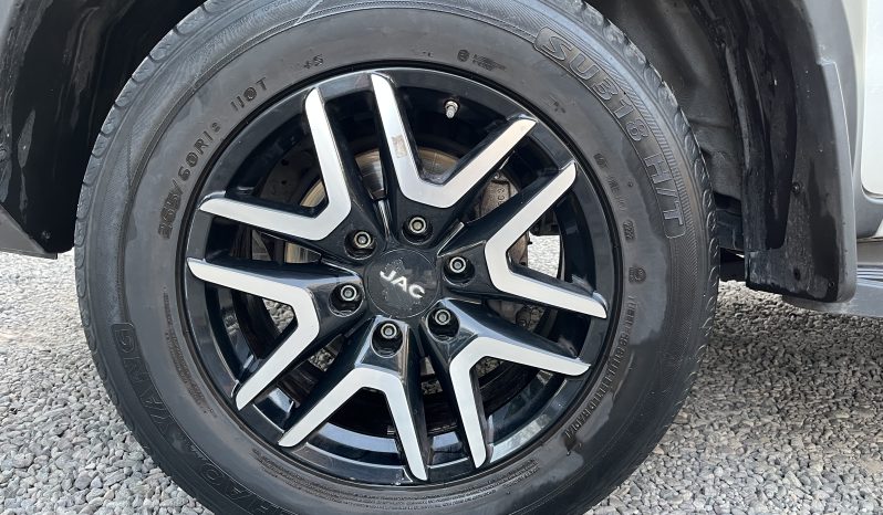 JAC T8 — foto 9 de 40